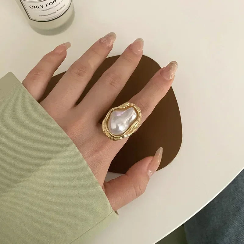 Adjustable Luxury Pearl Ring