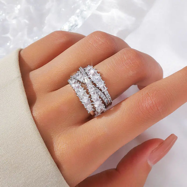 Elegant Women's Silver Ring