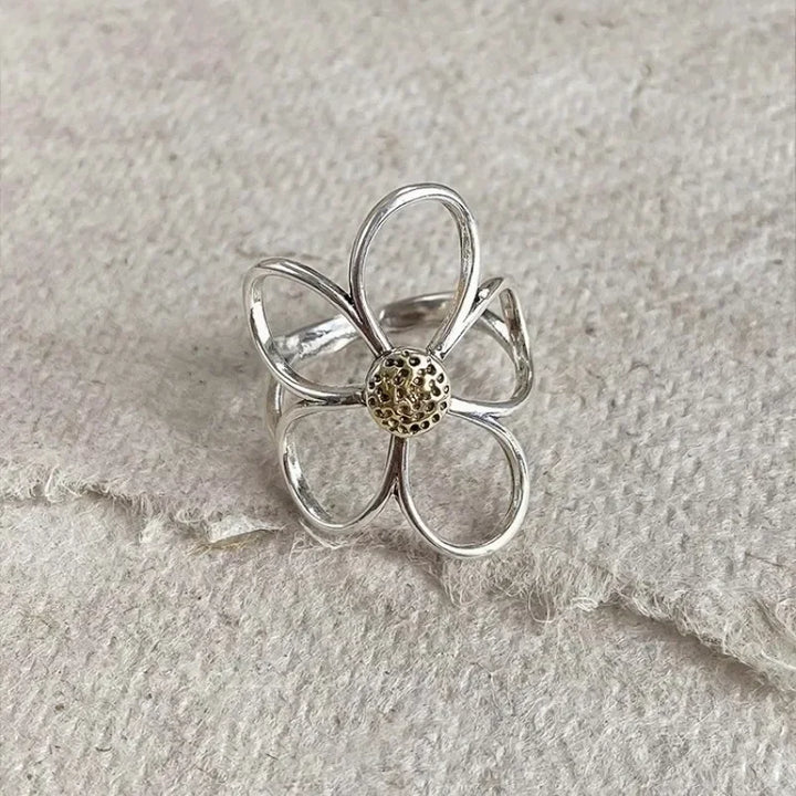 Adjustable Daisy Flower Ring